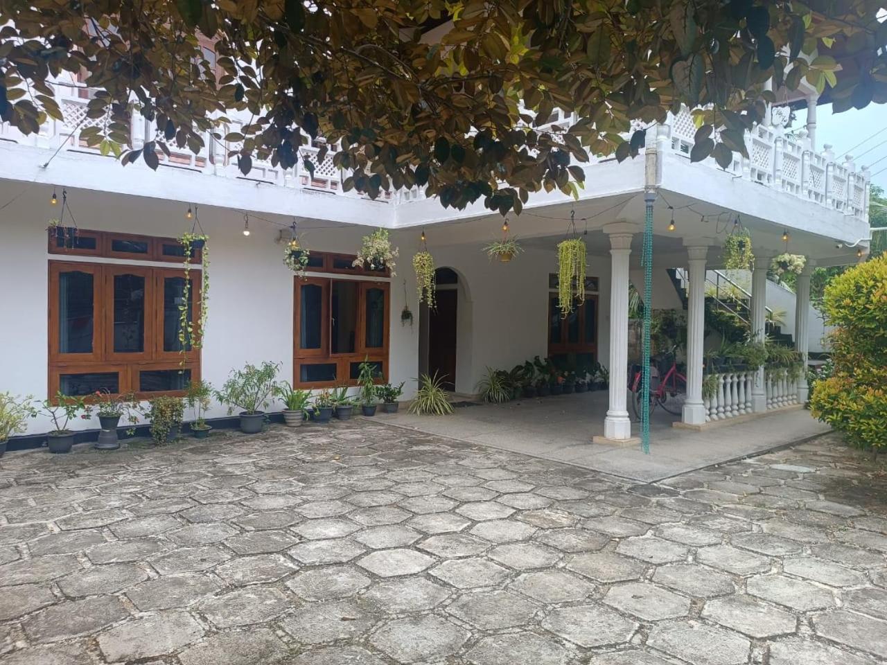 Ferienwohnung Jungle House Unawatuna Exterior foto